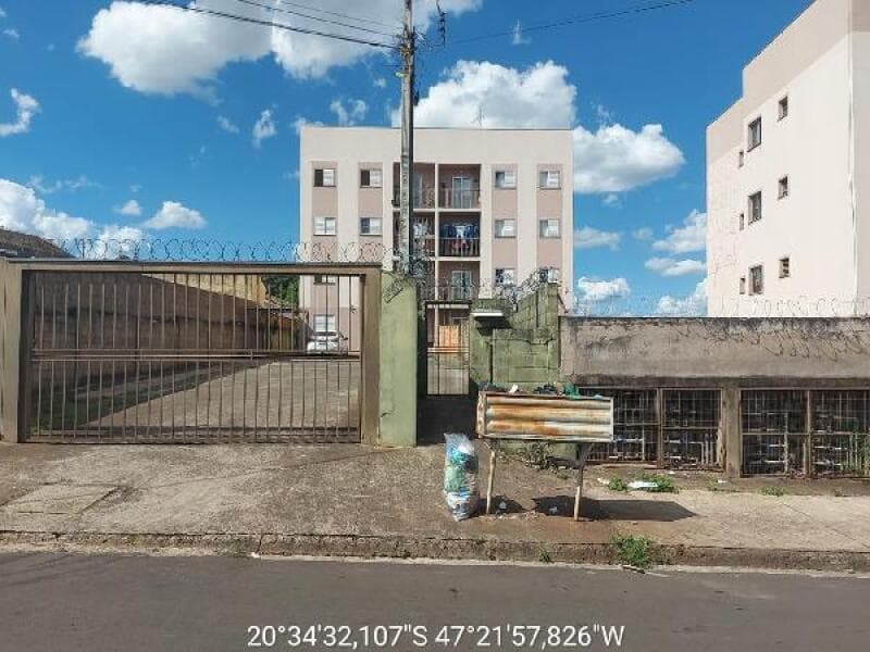 Apartamento em leilão em Franca - SP — LOTE 496 Apartamento