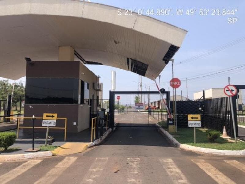 Casa em leilão em Ourinhos - SP — LOTE 517 Casa