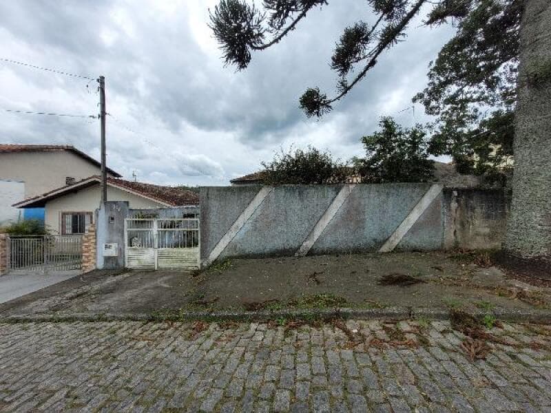 Casa em leilão em Ribeirão Pires - SP — LOTE 526 Casa