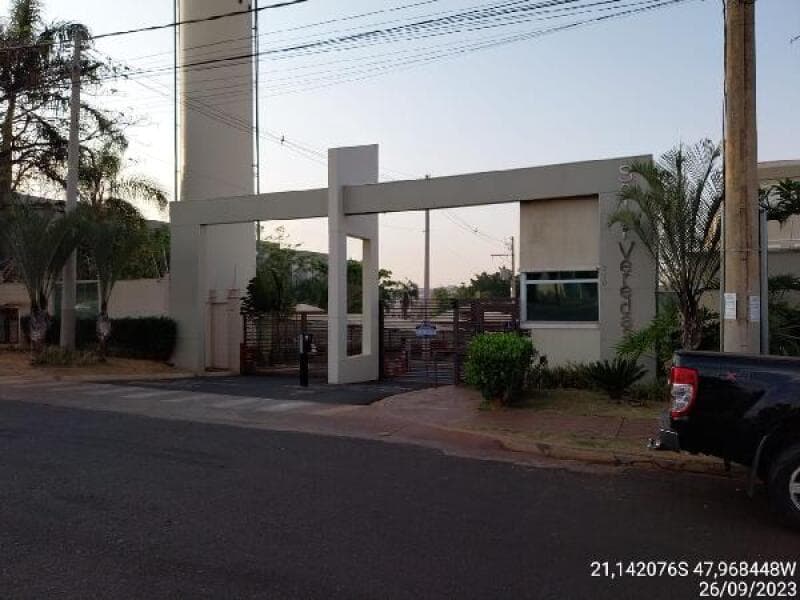 Apartamento em leilão em Sertãozinho - SP — LOTE 561 Apartamento