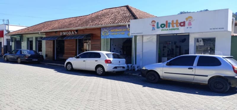 Foto 1 de 7: Comercial em leilão em Delfim Moreira - MG — LOTE 001 Prédio 201,00 m² / Área do terreno 176,44 m²