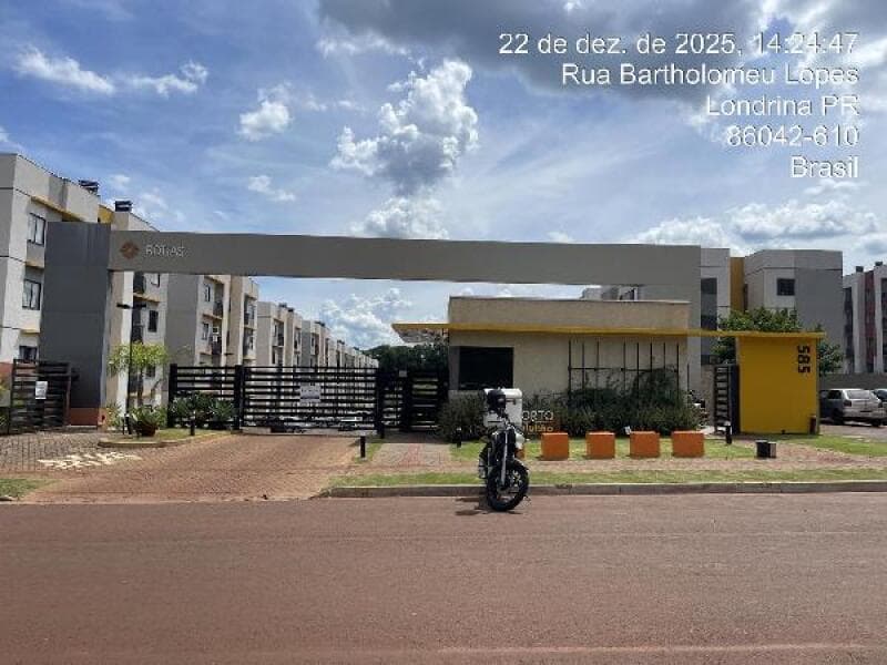Apartamento em leilão em Londrina - PR — LOTE 250 Apartamento