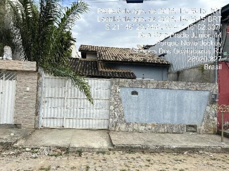 Casa em leilão em Campos Dos Goytacazes - RJ, bairro Novo Joquei — LOTE 267 Casa