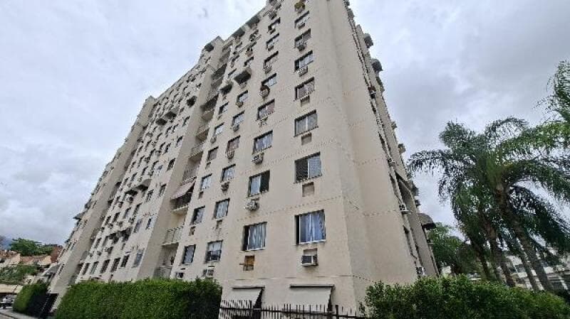 Apartamento em leilão em Rio De Janeiro - RJ, bairro Sao Cristovao — LOTE 354 Apartamento