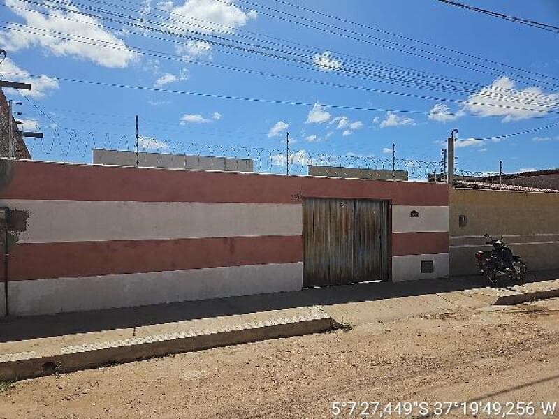 Casa em leilão em Mossoró - RN, bairro Santa Julia — LOTE 391 Casa