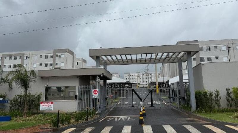 Apartamento em leilão em Jaboticabal - SP, bairro Athenas Paulista — LOTE 472 Apartamento