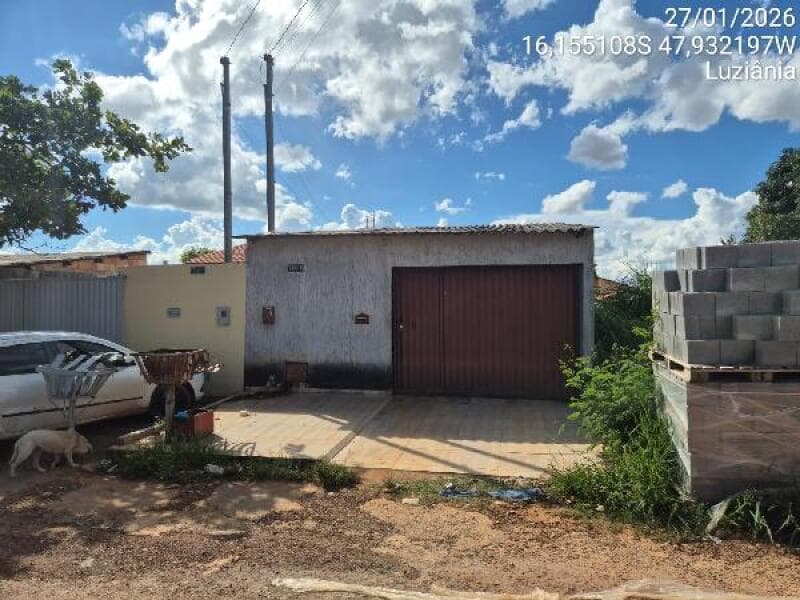 Casa em leilão em Luziânia - GO, bairro Parque Industrial Mingone — LOTE 059 CASA