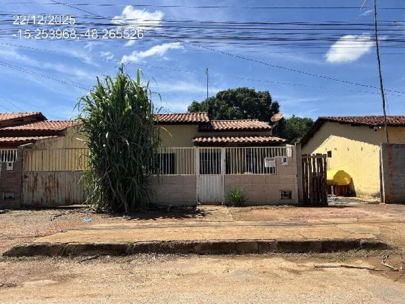 Casa em leilão em Padre Bernardo - GO, bairro Vila Divineia Setor A — LOTE 062 CASA