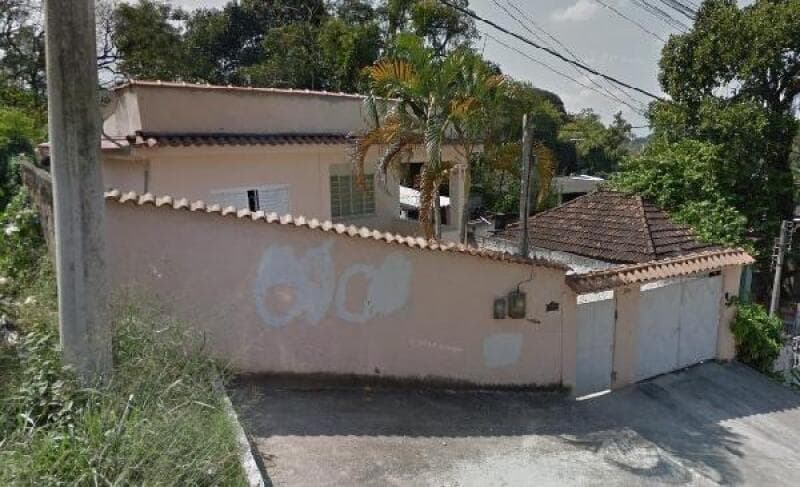 Casa em leilão em São Gonçalo - RJ, bairro Mutuapira — LOTE 314 CASA