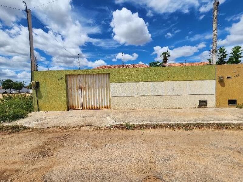 Casa em leilão em Mossoró - RN, bairro Santa Julia — LOTE 330 CASA