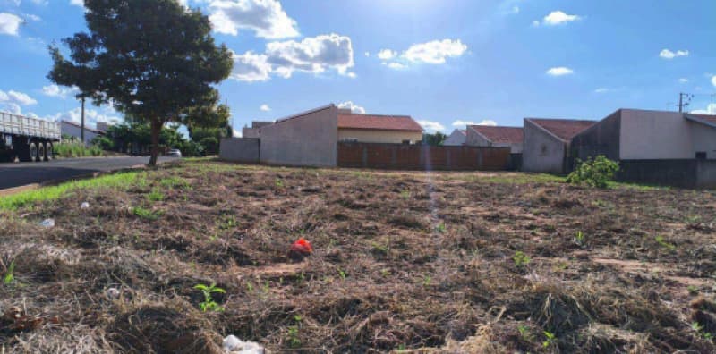 Foto 2 de 2: Terreno em leilão em Pérola - PR, bairro Bella Itália — LOTE 005 Lote urbano; Área de 250 m²