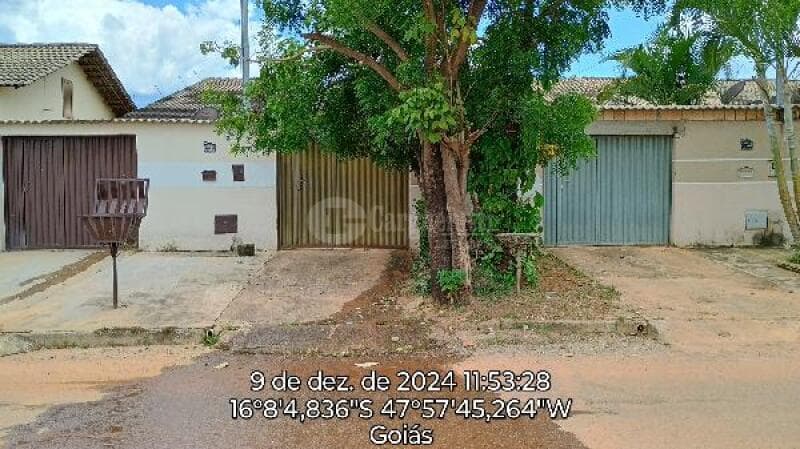Casa em leilão em Luziânia - GO — LOTE 102 LUZIANIA/GO