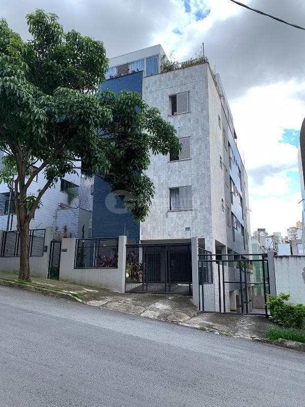Foto 1 de 10: Apartamento em leilão em Belo Horizonte - MG — LOTE 152 BELO HORIZONTE/MG
