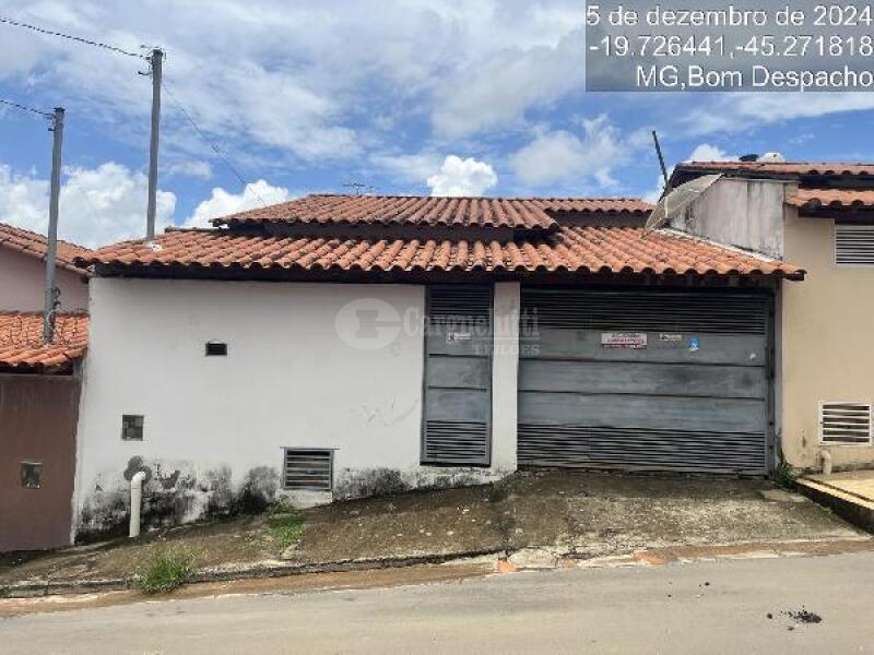 Casa em leilão em Bom Despacho - MG — LOTE 162 BOM DESPACHO/MG
