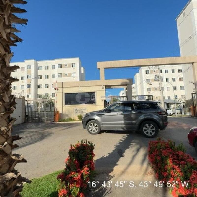 Apartamento em leilão em Montes Claros - MG — LOTE 182 MONTES CLAROS/MG