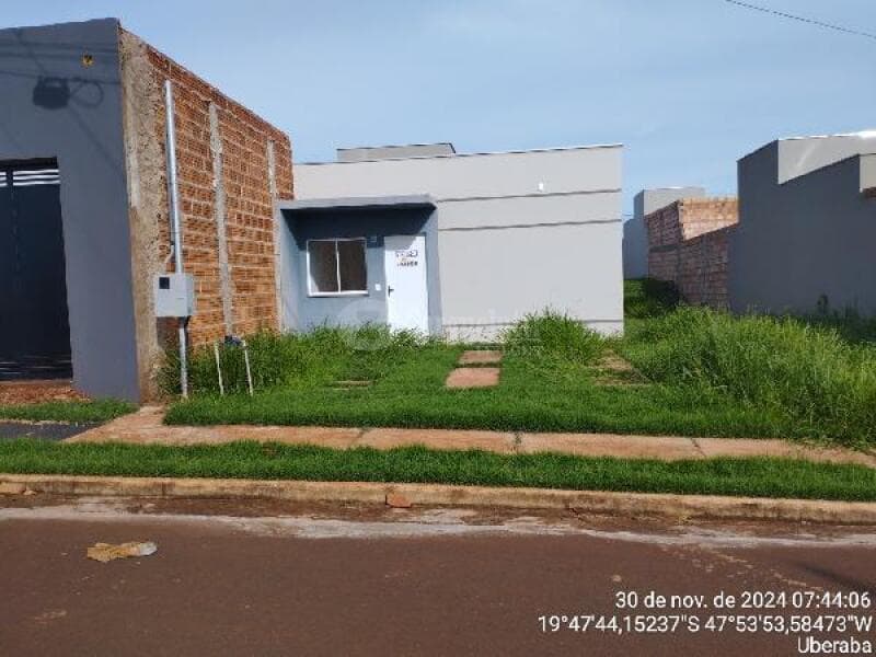 Casa em leilão em Uberaba - MG — LOTE 204 UBERABA/MG