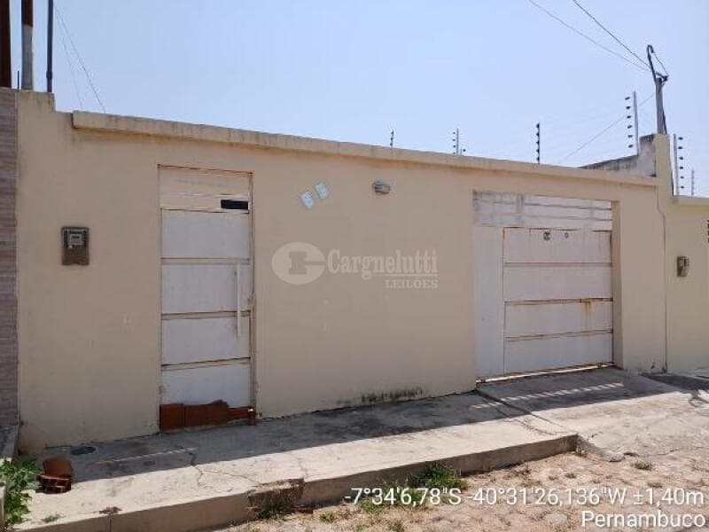 Casa em leilão em Araripina - PE — LOTE 269 ARARIPINA/PE