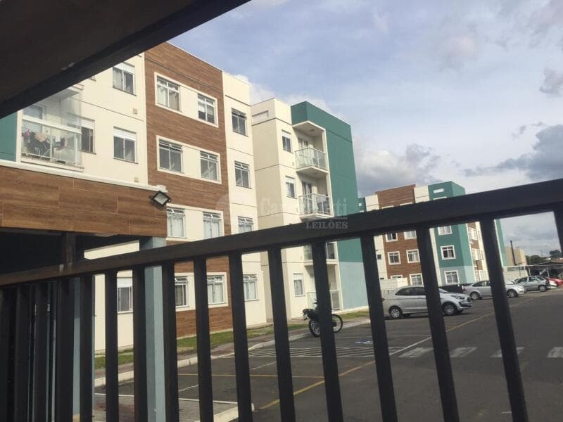 Foto 5 de 26: Apartamento em leilão em São José Dos Pinhais - PR — LOTE 332 SAO JOSE DOS PINHAIS/PR - POSSIBILIDADE DE UTILIZAR O FGTS - SEM FINANCIAMENTO