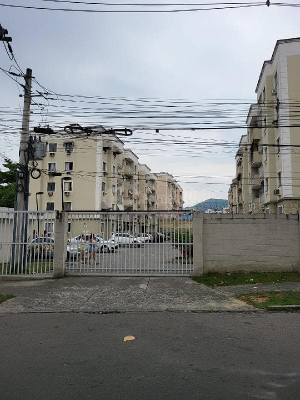 Apartamento em leilão em Rio De Janeiro - RJ — LOTE 412 RIO DE JANEIRO/RJ