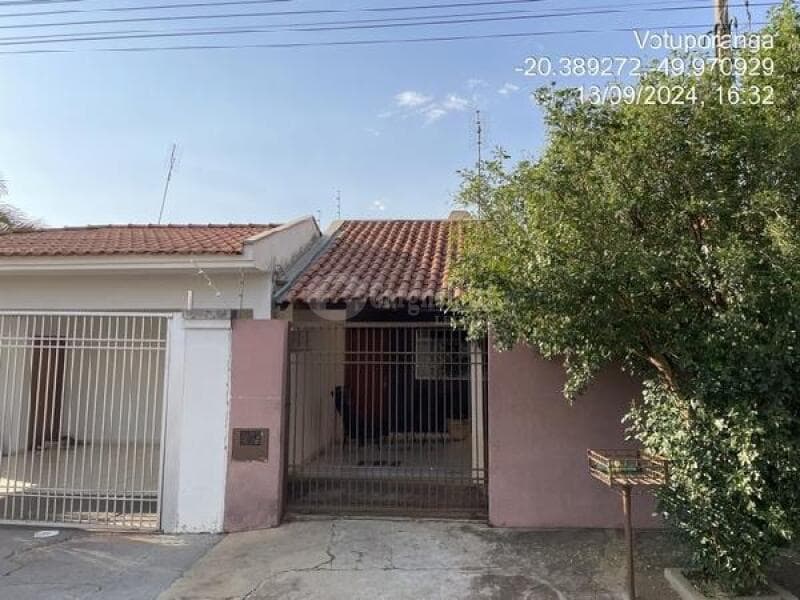 Casa em leilão em Votuporanga - SP — LOTE 594 VOTUPORANGA/SP