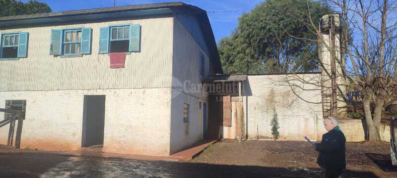 Foto 2 de 17: Casa em leilão em Santo Antônio Do Planalto - RS — LOTE 001 38,57142% do imóvel, uma fração de terras de cultura, c/área de 48.400m, com diversas benfe