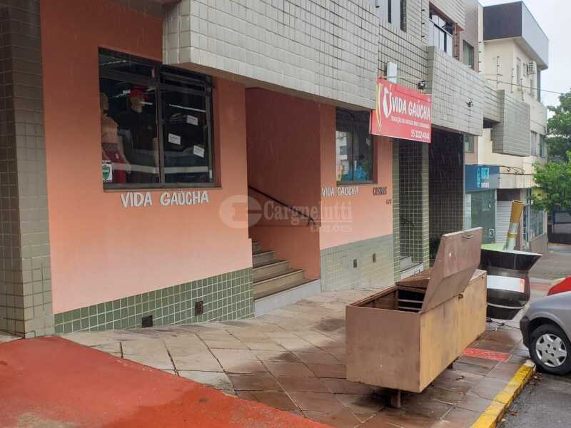 Foto 2 de 9: Comercial em leilão em Ijuí - RS — LOTE 001 - DIREITOS E AÇÕES - LOJA COMERCIAL, constituída de sala comercial, um banheiro e uma despe