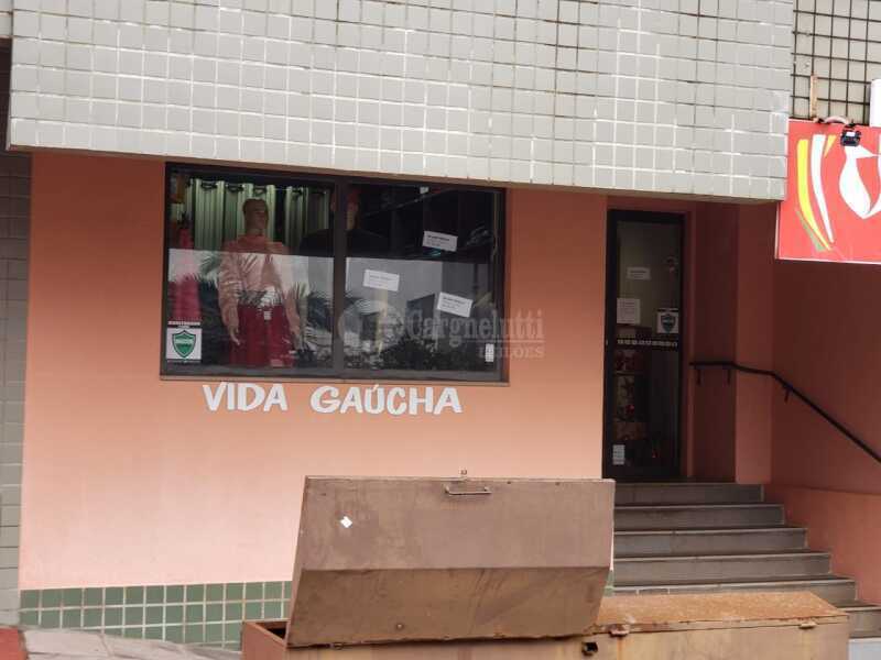 Foto 6 de 9: Comercial em leilão em Ijuí - RS — LOTE 001 - DIREITOS E AÇÕES - LOJA COMERCIAL, constituída de sala comercial, um banheiro e uma despe