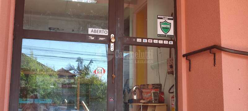 Foto 9 de 9: Comercial em leilão em Ijuí - RS — LOTE 001 - DIREITOS E AÇÕES - LOJA COMERCIAL, constituída de sala comercial, um banheiro e uma despe