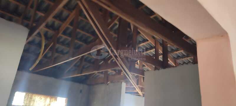 Foto 5 de 10: Terreno em leilão em Panambi - RS, bairro Medianeira — LOTE 001 Um terreno urbano, com área de 397,04m², localizado na Rua Colômbia, com uma construção ina
