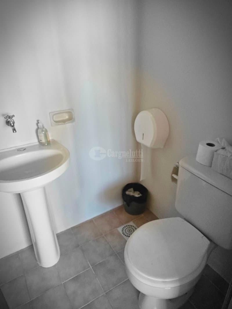 Foto 13 de 17: Comercial em leilão em Porto Alegre - RS, bairro Cidade Baixa — LOTE 002 Sala 404 na Rua José do Patrocínio, nº 721, Cidade Baixa, Porto Alegre/RS