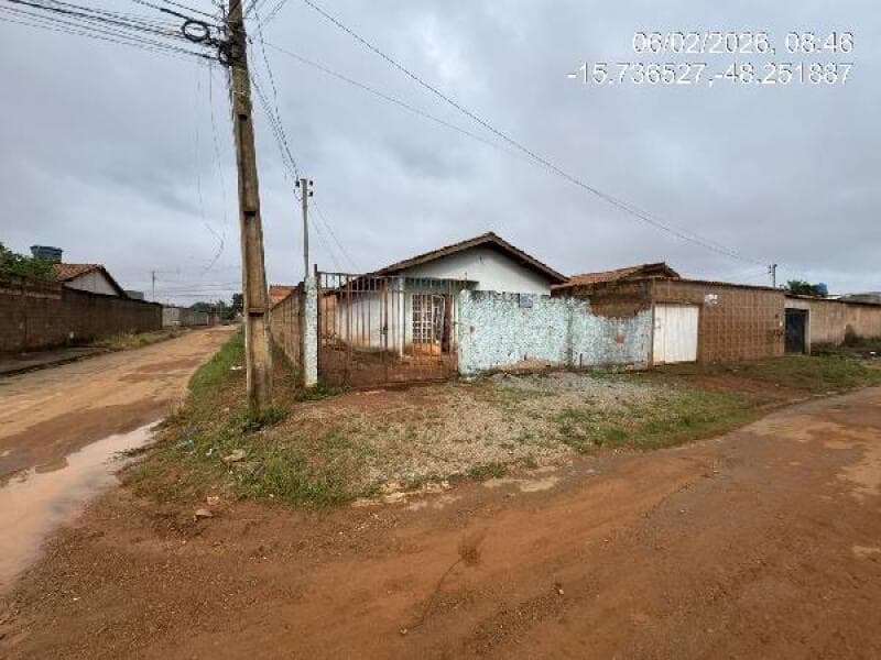 Casa em leilão em Águas Lindas De Goiás - GO, bairro Chacaras Coimbra — LOTE 056 AGUAS LINDAS DE GOIAS/GO
