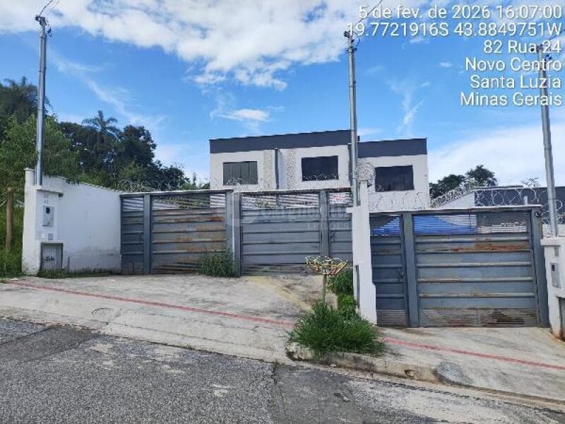 Foto 1 de 4: Casa em leilão em Santa Luzia - MG, bairro Novo Centro — LOTE 125 SANTA LUZIA/MG