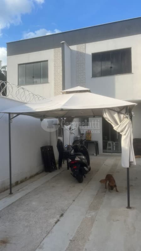 Foto 3 de 4: Casa em leilão em Santa Luzia - MG, bairro Novo Centro — LOTE 125 SANTA LUZIA/MG