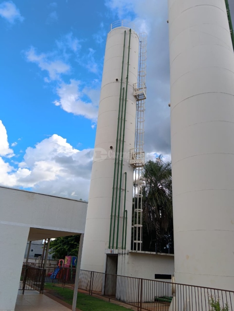 Foto 9 de 16: Apartamento em leilão em Uberaba - MG, bairro Recreio dos Bandeirantes — LOTE 131 UBERABA/MG