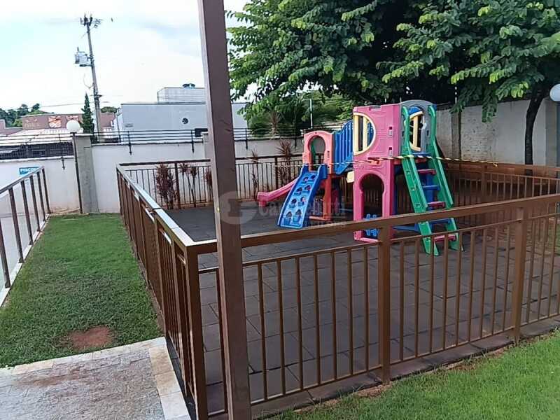 Foto 11 de 16: Apartamento em leilão em Uberaba - MG, bairro Recreio dos Bandeirantes — LOTE 131 UBERABA/MG