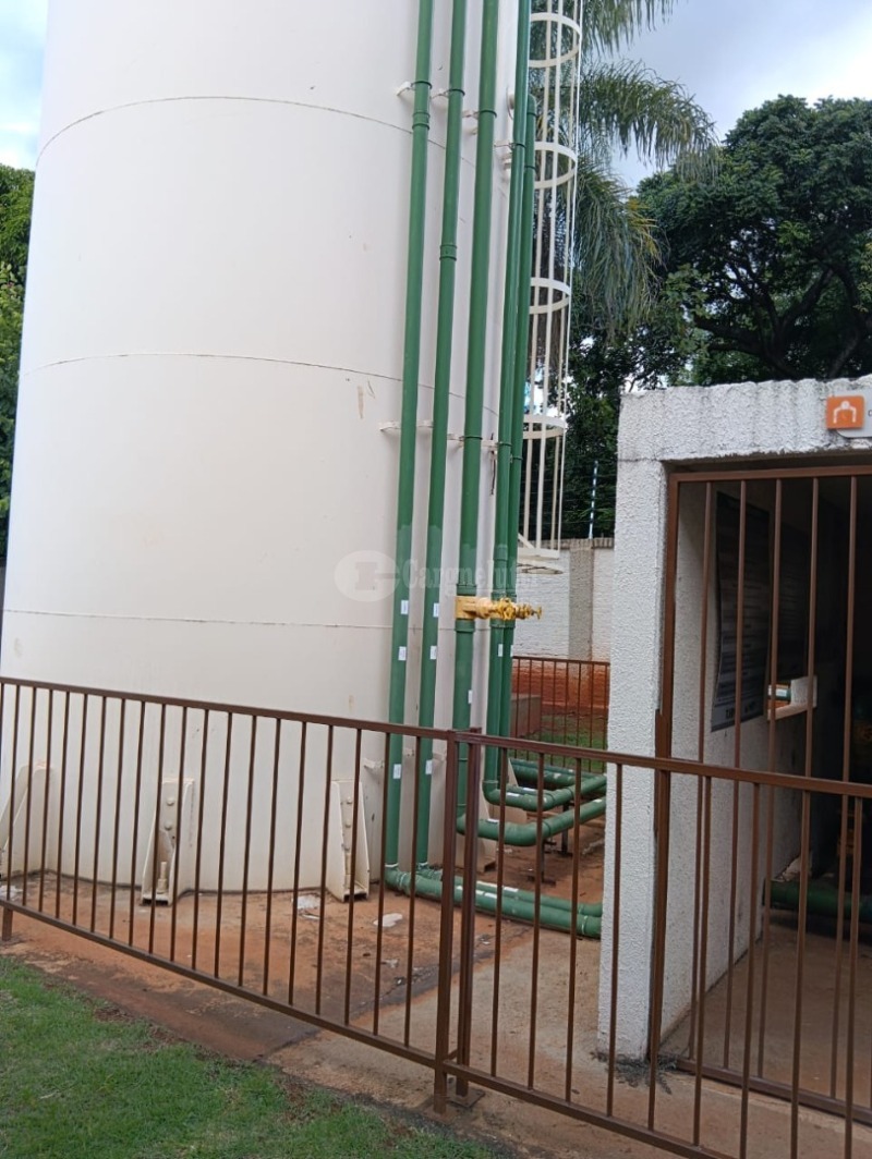 Foto 13 de 16: Apartamento em leilão em Uberaba - MG, bairro Recreio dos Bandeirantes — LOTE 131 UBERABA/MG