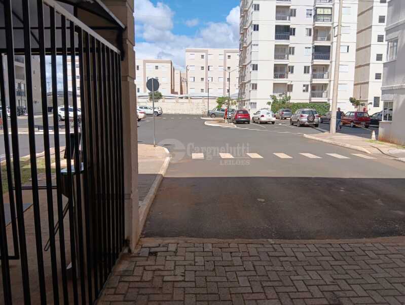 Foto 4 de 20: Apartamento em leilão em Uberlândia - MG, bairro Grand Ville — LOTE 135 UBERLANDIA/MG