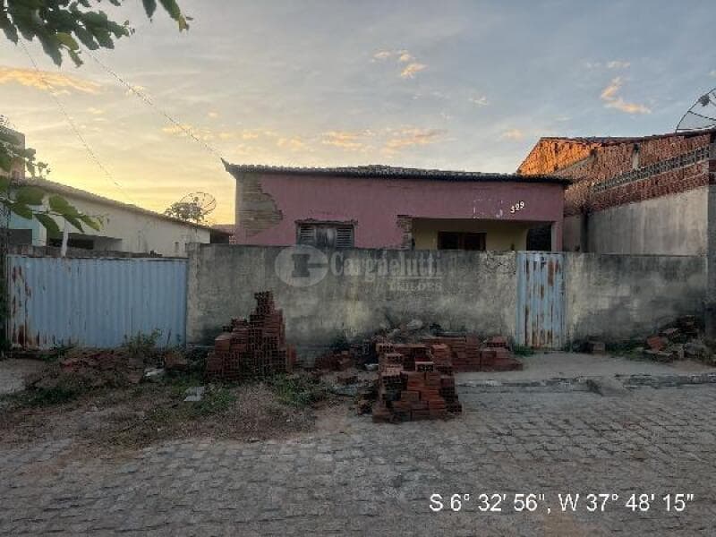 Casa em leilão em Jericó - PB — LOTE 167 JERICO/PB