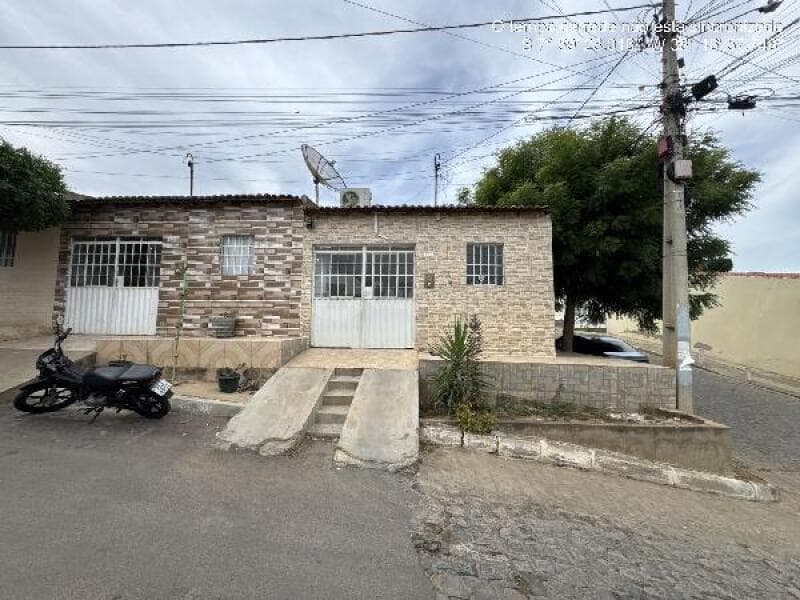 Casa em leilão em Serra Talhada - PE — LOTE 196 SERRA TALHADA/PE