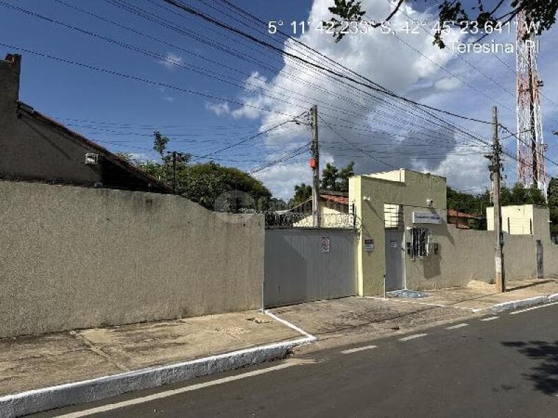 Casa em leilão em Teresina - PI, bairro Parque das Esplanadas — LOTE 207 TERESINA/PI