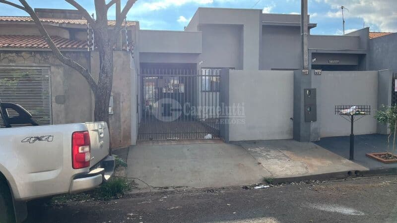 Foto 5 de 11: Casa em leilão em Arapongas - PR — LOTE 213 ARAPONGAS/PR