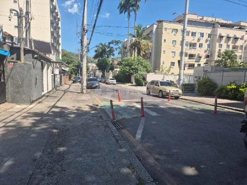 Apartamento em leilão em Rio De Janeiro - RJ, bairro Praça Seca — LOTE 319 RIO DE JANEIRO/RJ