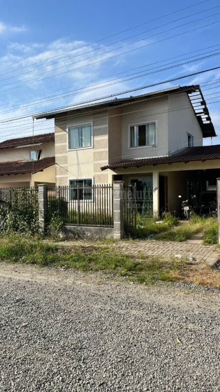 Foto 9 de 12: Casa em leilão em Joinville - SC, bairro Itaum — LOTE 408 JOINVILLE/SC - NÃO ACEITA FINANCIAMENTO