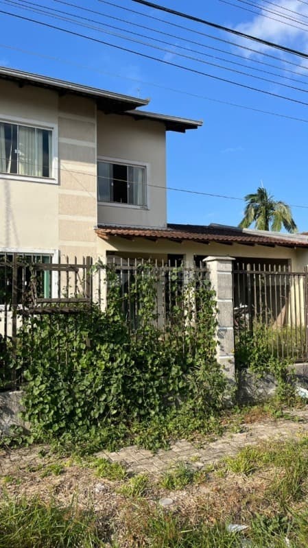 Foto 11 de 12: Casa em leilão em Joinville - SC, bairro Itaum — LOTE 408 JOINVILLE/SC - NÃO ACEITA FINANCIAMENTO