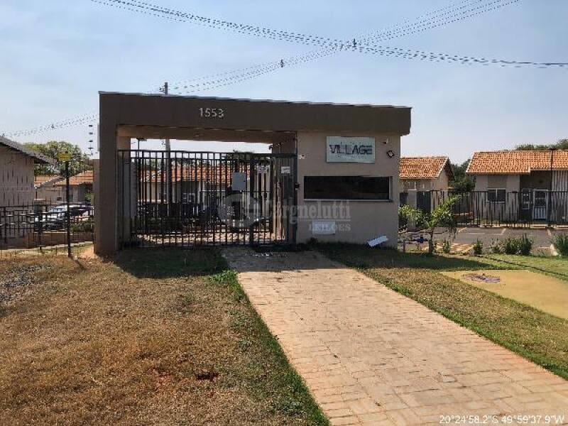 Foto 1 de 14: Casa em leilão em Votuporanga - SP, bairro Vila America — LOTE 567 VOTUPORANGA/SP
