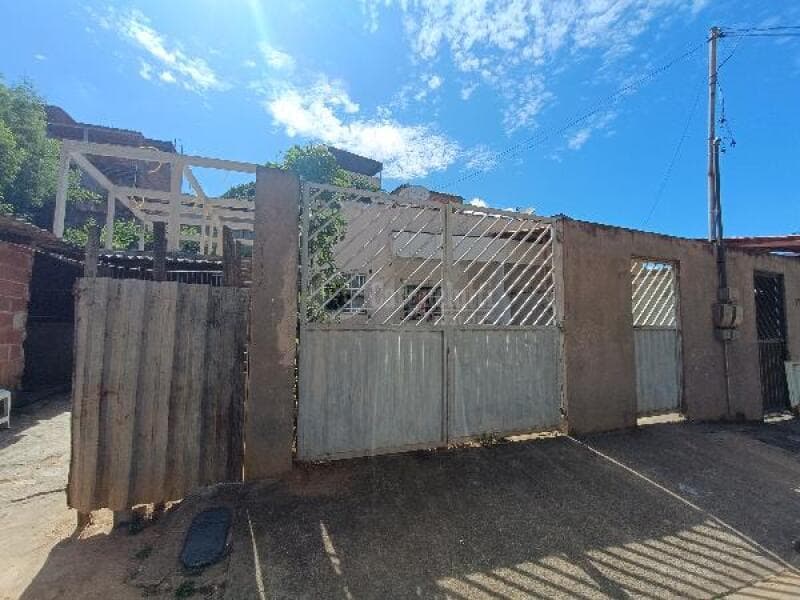 Casa em leilão em Cariacica - ES, bairro São Bento — LOTE 037 CARIACICA/ ES