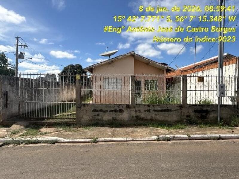 Casa em leilão em Várzea Grande - MT, bairro Vitoria Regia — LOTE 117 VARZEA GRANDE/ MT