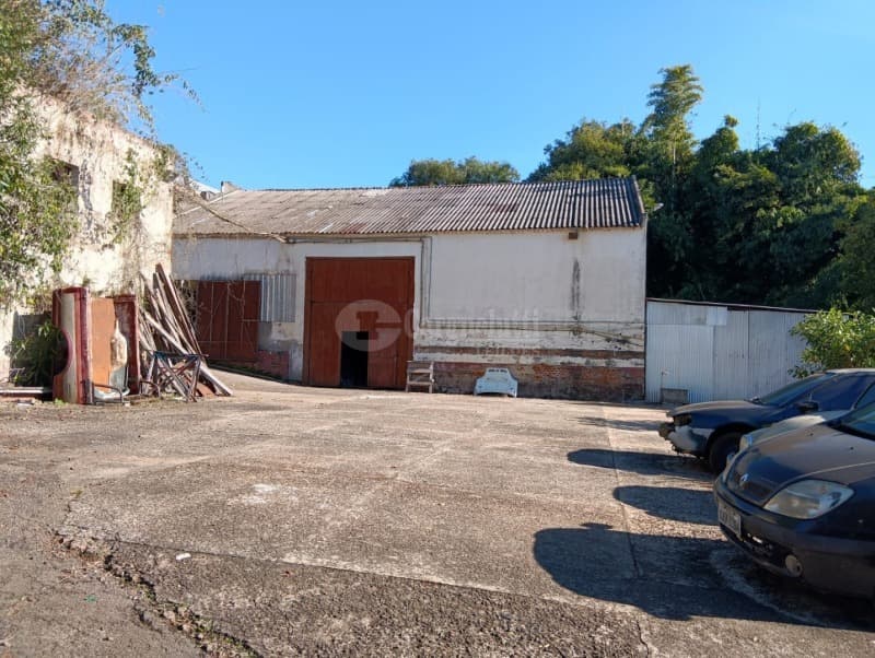 Foto 1 de 34: Comercial em leilão em Cruz Alta - RS — LOTE 004 Três prédios de alvenaria, situados à rua Padre Pacheco, nº 443, 447 e 467 - CRUZ ALTA/RS