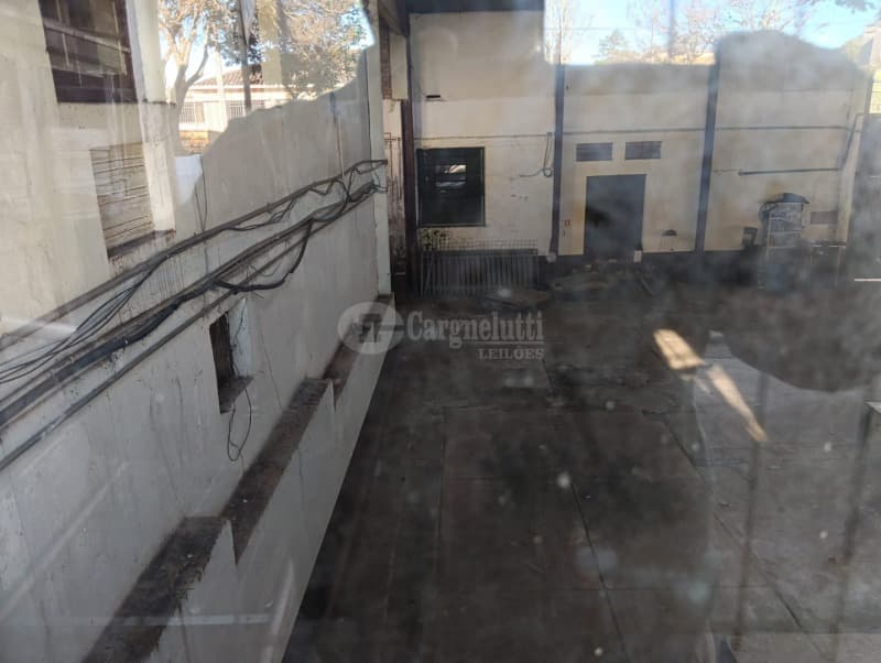 Foto 30 de 34: Comercial em leilão em Cruz Alta - RS — LOTE 004 Três prédios de alvenaria, situados à rua Padre Pacheco, nº 443, 447 e 467 - CRUZ ALTA/RS
