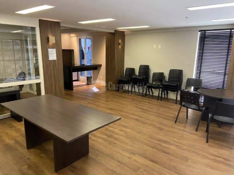 Foto 23 de 24: Comercial em leilão em Porto Alegre - RS, bairro Auxiliadora — LOTE 001 SALA COMERCIAL E BOX, BAIRRO AUXILIADORA, PORTO ALEGRE/RS